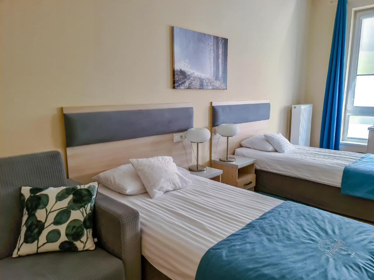 Antoninska Hotel & Apartamenty Leszno  Exterior photo