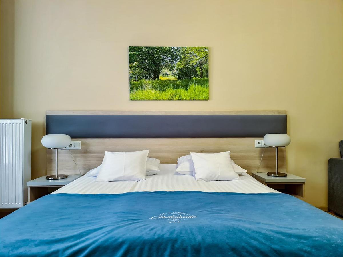 Antoninska Hotel & Apartamenty Leszno  Exterior photo