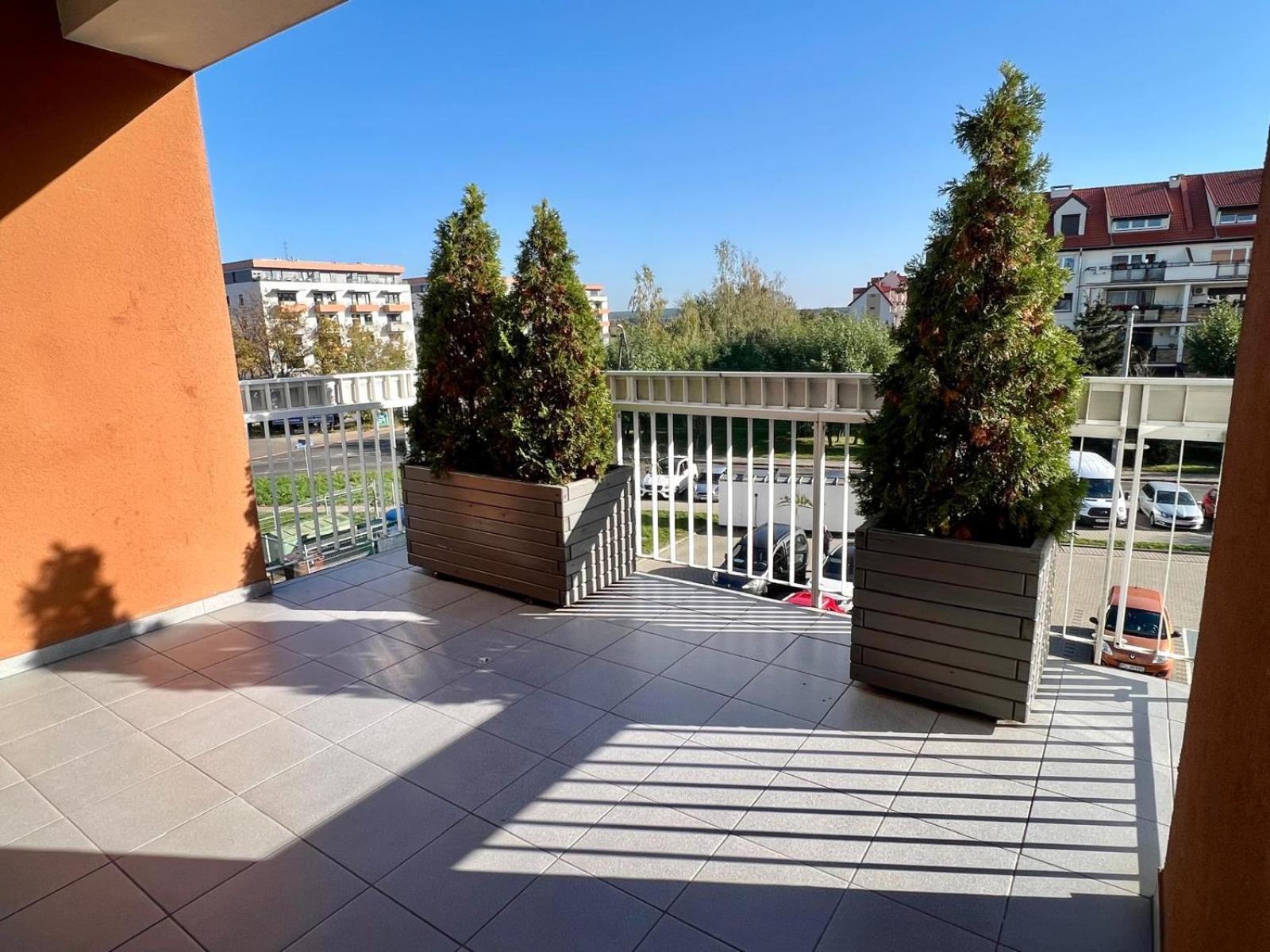 Antoninska Hotel & Apartamenty Leszno  Exterior photo